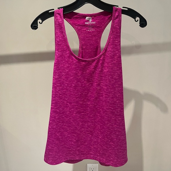 Racerback tank top size medium - Picture 3 of 6